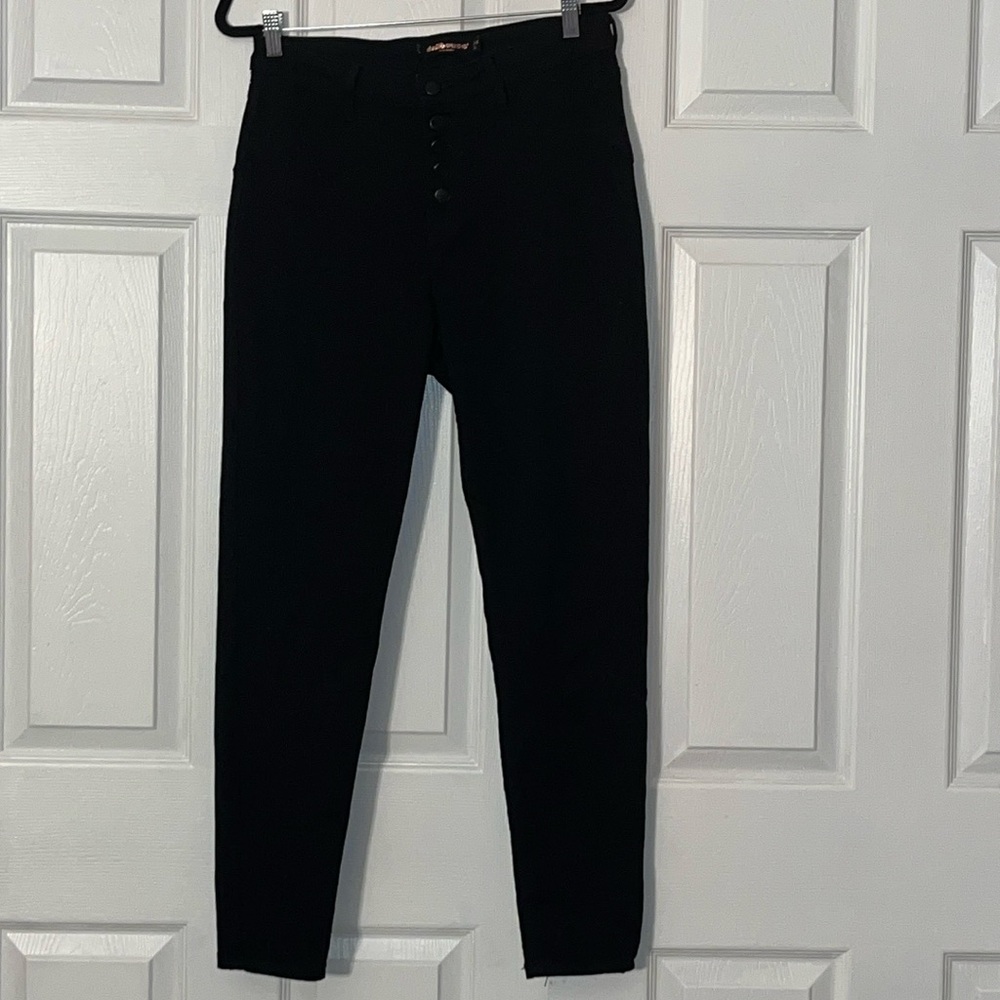 13/14 Dollhouse Women's Juniors Exposed Button Skinny Jean